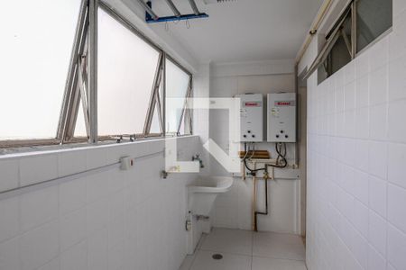 Apartamento à venda com 130m², 3 quartos e 2 vagas Apartamento à venda com 130m², 3 quartos e 2 vagasArea de Serviço