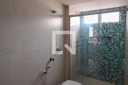 Apartamento à venda com 130m², 3 quartos e 2 vagas Apartamento à venda com 130m², 3 quartos e 2 vagasSuite Quarto 3