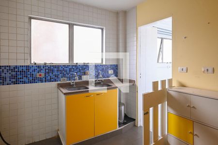Cozinha de apartamento para alugar com 3 quartos, 130m² em Aclimação, São Paulo