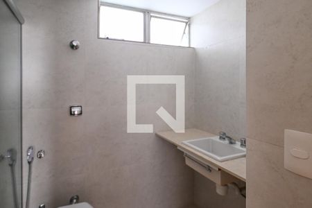 Apartamento à venda com 130m², 3 quartos e 2 vagas Apartamento à venda com 130m², 3 quartos e 2 vagasBanheiro Social