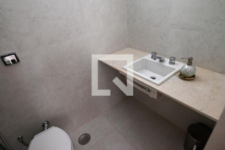 Apartamento à venda com 130m², 3 quartos e 2 vagas Apartamento à venda com 130m², 3 quartos e 2 vagasBanheiro Social