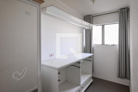 Apartamento à venda com 130m², 3 quartos e 2 vagas Apartamento à venda com 130m², 3 quartos e 2 vagasCloset