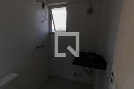 Casa à venda com 160m², 4 quartos e 2 vagas Casa à venda com 160m², 4 quartos e 2 vagasBanheiro da Suíte 4