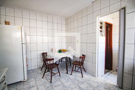 Casa de condomínio à venda com 100m², 2 quartos e 1 vagacozinha