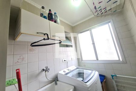 Apartamento à venda com 64m², 3 quartos e 1 vagaÁrea de Serviço