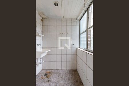 Apartamento para alugar com 61m², 2 quartos e sem vaga Apartamento para alugar com 61m², 2 quartos e sem vagaÁrea de Serviço