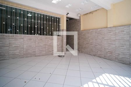 Casa à venda com 130m², 2 quartos e 2 vagas Casa à venda com 130m², 2 quartos e 2 vagasGaragem