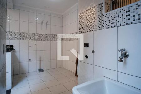 Casa à venda com 130m², 2 quartos e 2 vagas Casa à venda com 130m², 2 quartos e 2 vagasÁrea de Serviço