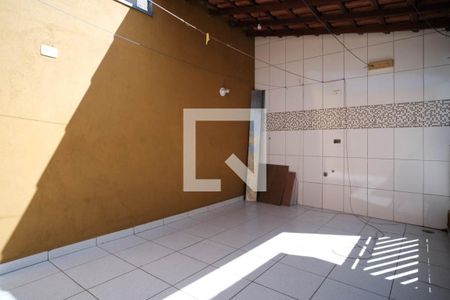 Casa à venda com 130m², 2 quartos e 2 vagas Casa à venda com 130m², 2 quartos e 2 vagasÁrea de Serviço