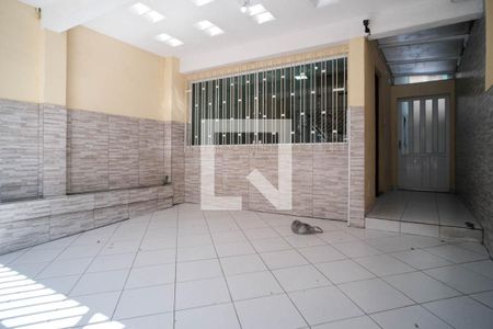 Casa à venda com 130m², 2 quartos e 2 vagas Casa à venda com 130m², 2 quartos e 2 vagasGaragem