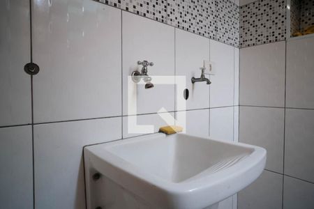 Casa à venda com 130m², 2 quartos e 2 vagas Casa à venda com 130m², 2 quartos e 2 vagasÁrea de Serviço