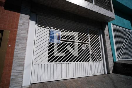 Casa à venda com 130m², 2 quartos e 2 vagas Casa à venda com 130m², 2 quartos e 2 vagas
Fachada