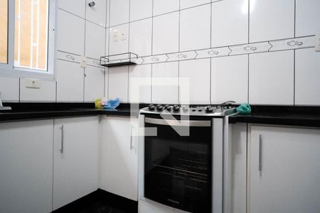 Casa à venda com 130m², 2 quartos e 2 vagas Casa à venda com 130m², 2 quartos e 2 vagasCozinha