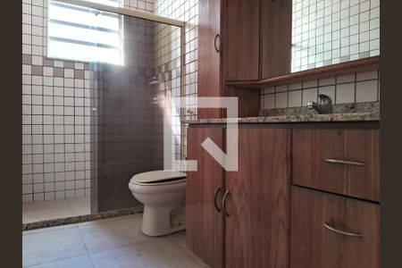 Banheiro de casa à venda com 3 quartos, 103m² em Maracanã, Rio de Janeiro