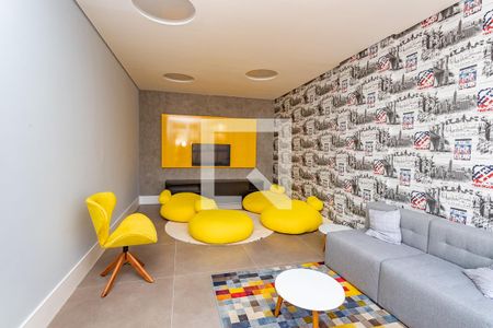 Apartamento à venda com 55m², 2 quartos e 1 vaga Apartamento à venda com 55m², 2 quartos e 1 vagaSala de TV