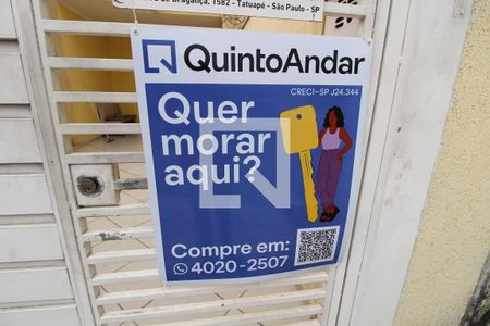 Casa à venda com 80m², 3 quartos e 2 vagasPlaquinha