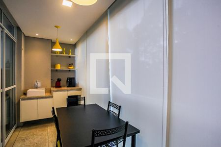 Apartamento para alugar com 37m², 1 quarto e 1 vagaVaranda