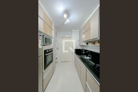 Apartamento à venda com 77m², 3 quartos e 2 vagasCozinha