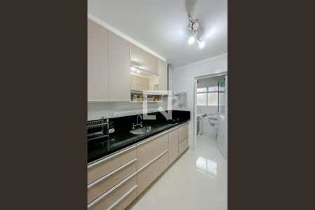 Apartamento à venda com 77m², 3 quartos e 2 vagasCozinha