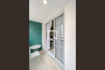 Apartamento à venda com 77m², 3 quartos e 2 vagasVaranda da Sala