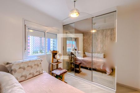 Apartamento à venda com 77m², 3 quartos e 2 vagasQuarto 3 - Suíte