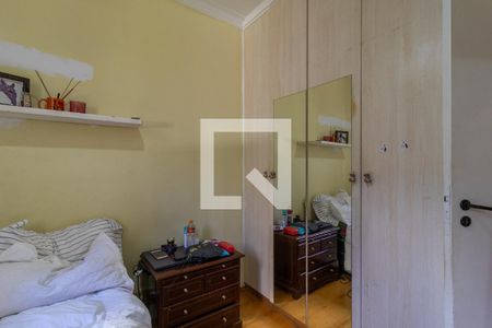 Apartamento à venda com 75m², 3 quartos e 2 vagasQuarto 2