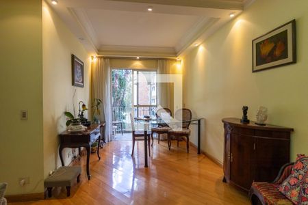 Apartamento à venda com 75m², 3 quartos e 2 vagasSala