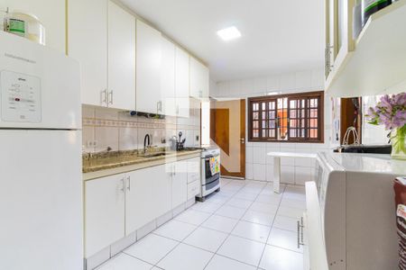 Casa à venda com 250m², 4 quartos e 3 vagasCozinha