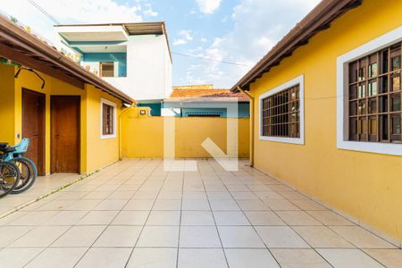 Casa à venda com 250m², 4 quartos e 3 vagasQuintal