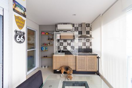 varanda de apartamento à venda com 2 quartos, 68m² em Vila Dom Pedro I, São Paulo