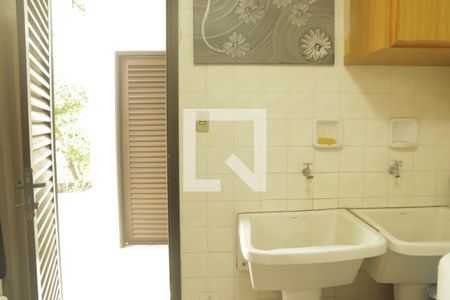 Casa à venda com 190m², 3 quartos e 2 vagasÁrea de Serviço