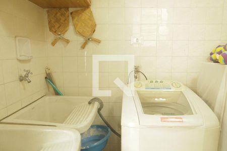 Casa à venda com 190m², 3 quartos e 2 vagasÁrea de Serviço