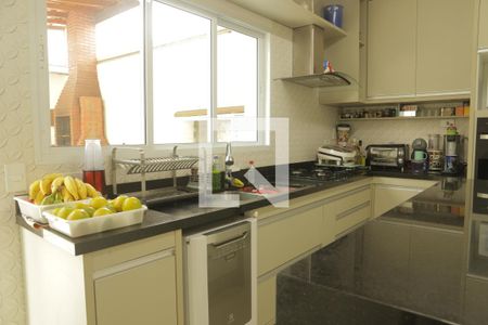 Casa à venda com 190m², 3 quartos e 2 vagasCozinha