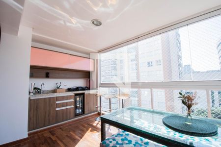 Sala  de apartamento para alugar com 3 quartos, 120m² em Vila Olímpia, São Paulo