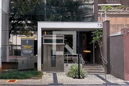 Studio para alugar com 26m², 1 quarto e sem vaga Studio para alugar com 26m², 1 quarto e sem vagaFachada