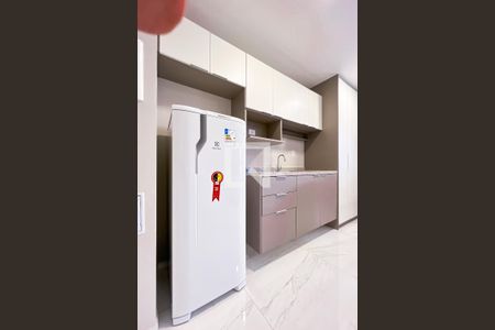 Cozinha de kitnet/studio para alugar com 1 quarto, 26m² em Moema, São Paulo