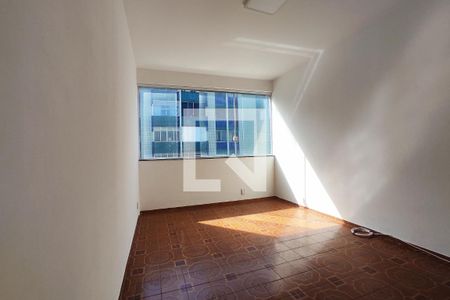 Sala de apartamento para alugar com 2 quartos, 65m² em Amaralina, Salvador