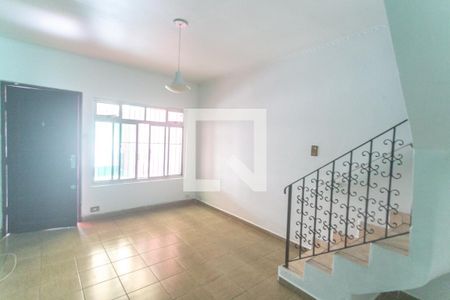 Sala de estar de casa para alugar com 2 quartos, 74m² em Vila Santa Luzia, São Bernardo do Campo