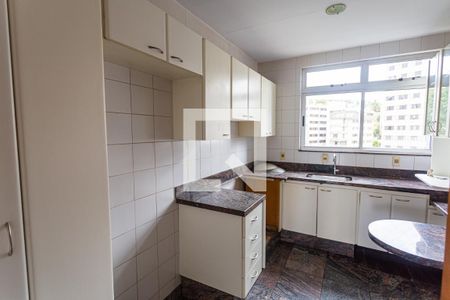 Apartamento para alugar com 150m², 4 quartos e 2 vagasCozinha