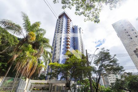 Apartamento para alugar com 150m², 4 quartos e 2 vagasFachada
