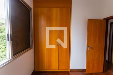 Apartamento para alugar com 150m², 4 quartos e 2 vagasArmário do Quarto 2