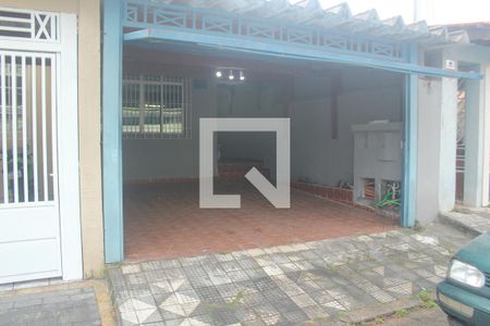 Casa à venda com 150m², 4 quartos e 2 vagasFachada