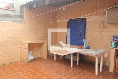 Casa à venda com 150m², 4 quartos e 2 vagasÁrea de Serviço