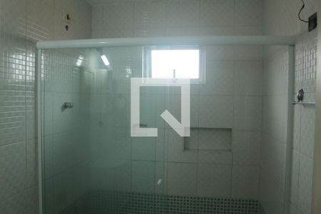 Casa à venda com 150m², 4 quartos e 2 vagasBanheiro