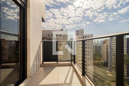 Apartamento à venda com 145m², 2 quartos e 3 vagasVaranda da Suíte 1