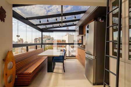 Apartamento à venda com 145m², 2 quartos e 3 vagasCobertura