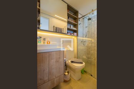 Apartamento à venda com 145m², 2 quartos e 3 vagasBanheiro da Suíte 1