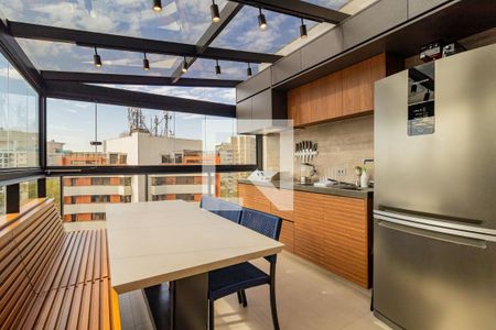 Apartamento à venda com 145m², 2 quartos e 3 vagasCobertura