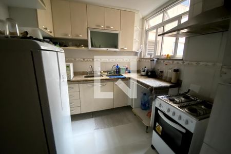 Apartamento para alugar com 120m², 4 quartos e 2 vagasCozinha