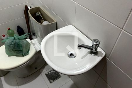 Apartamento para alugar com 120m², 4 quartos e 2 vagasBanheiro de serviço